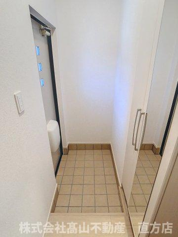 アルコバレーノの玄関