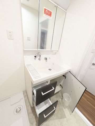 フロレセールの洗面所|他部屋参考写真