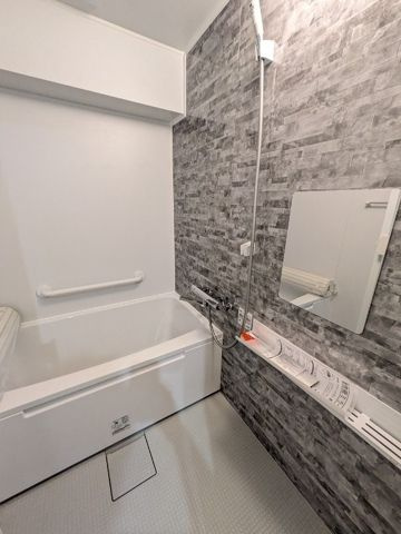 フロレセールの浴室