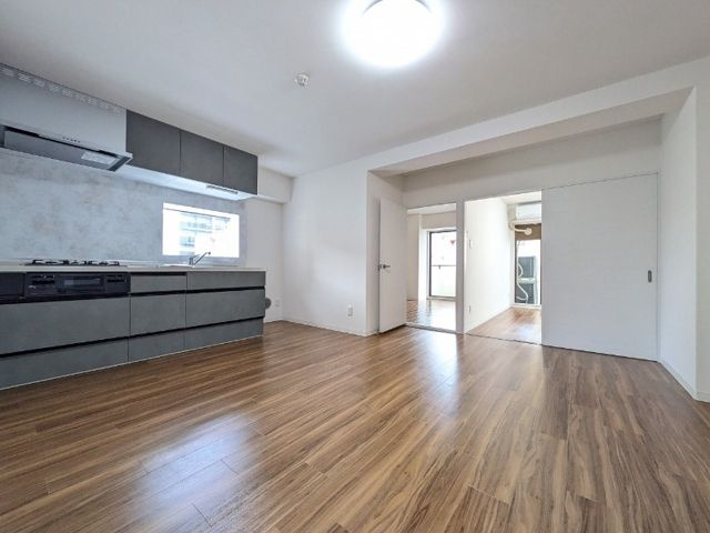 フロレセールの居間・リビング