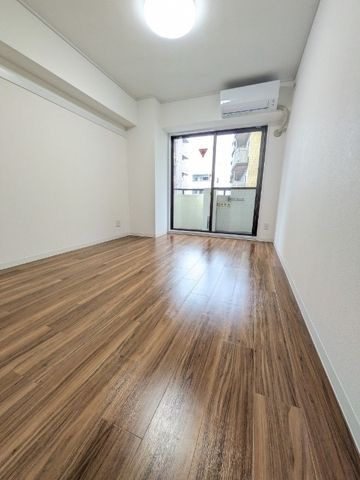 フロレセールの居間・リビング|他部屋参考写真