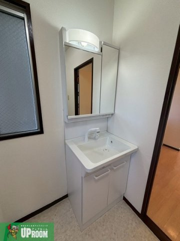 シャトー平山の独立洗面台