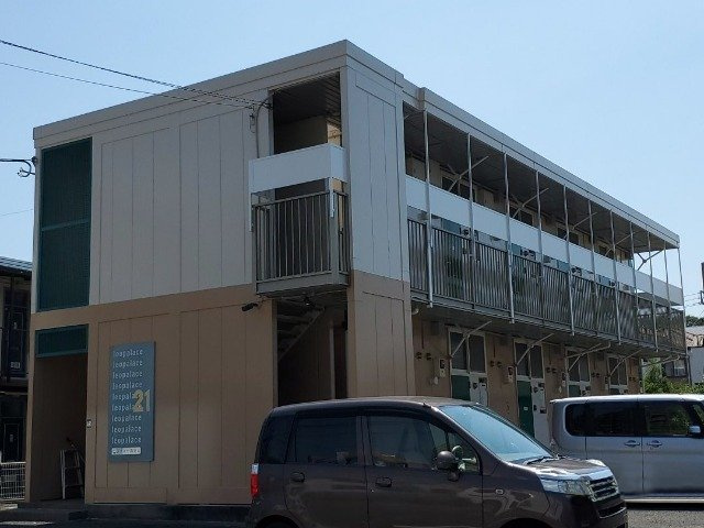 落ち着いた雰囲気の外観です