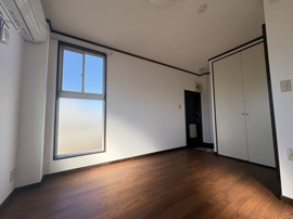 こちらのリビングで趣味の時間をお楽しみください