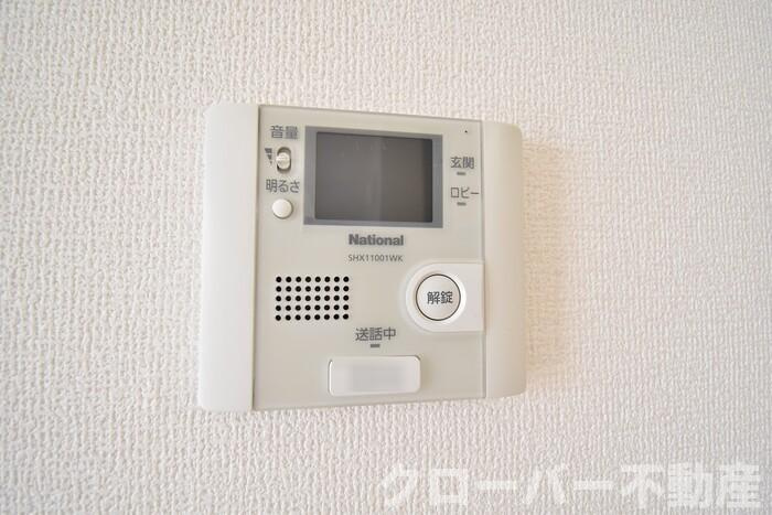 アスクール B棟のセキュリティ|エントランスはオートロック TVインターホン