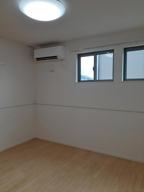 アーク磯子の寝室|使いやすい間取りの洋室♪