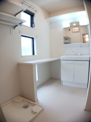 【洗面所】 | ワース | 脱衣スペースもあります