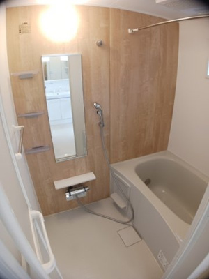 【浴室】 | ワース | コンパクトで使いやすいお風呂です