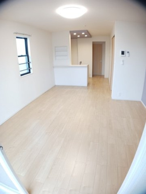 【内装】 | ワース | 内装は落ち着いています