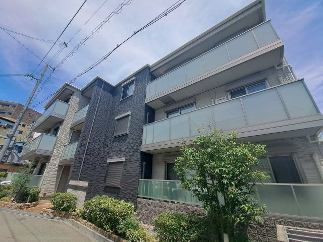 シャーメゾン　スパーツィオの外観