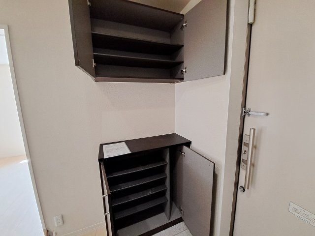 シャーメゾン　スパーツィオの収納