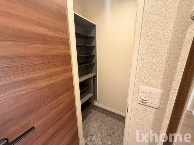 シャーメゾン　コートの玄関|収納もある玄関です