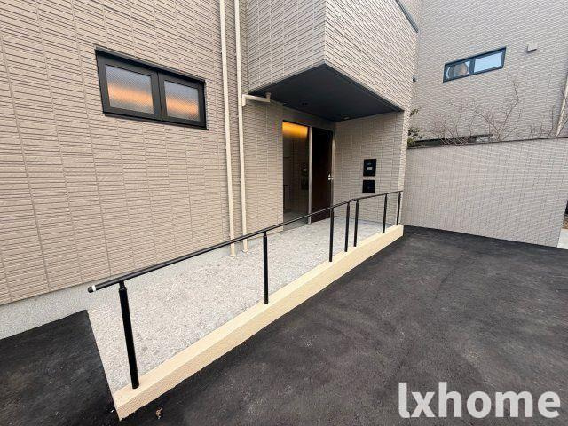 シャーメゾン　コートのエントランス|毎日通るエントランスはこのようになっています