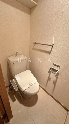 レオシェスタのトイレ|※別号室参考写真