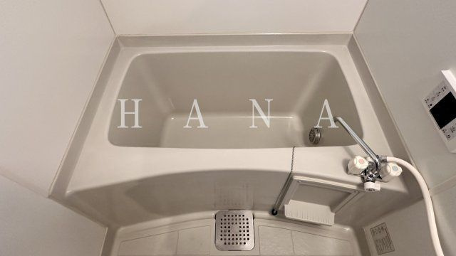 レオシェスタの浴室|※別号室参考写真