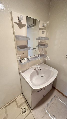 レオシェスタの独立洗面台|※別号室参考写真