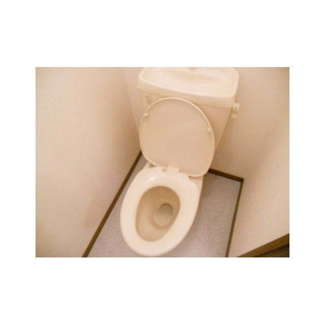 アムールEMのトイレ|バストイレ別♪