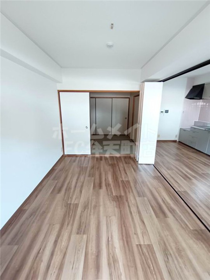 【洋室】 | シャトー弁天弐番館