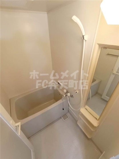 【浴室】 | シャトー弁天弐番館 | 日々の疲れを癒すお風呂付です