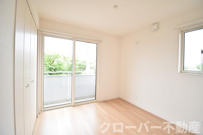 トゥリトール B棟の内装|洋室５帖