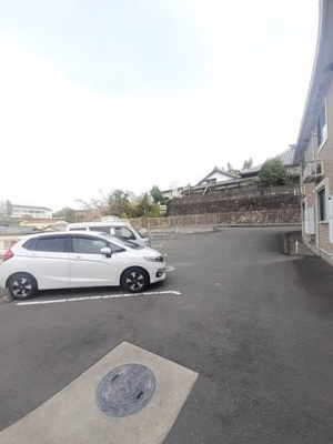 【駐車場】 | エトワール伏山 | 駐車場です