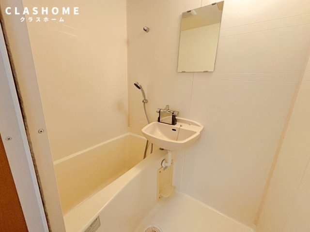 エクセル石浜　　　刈谷市近郊の賃貸はクラスホームの浴室|同物件の別部屋になります。