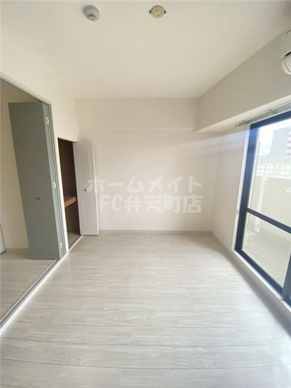 【居間・リビング】 | シャトー弁天弐番館 | おしゃれなリビングです