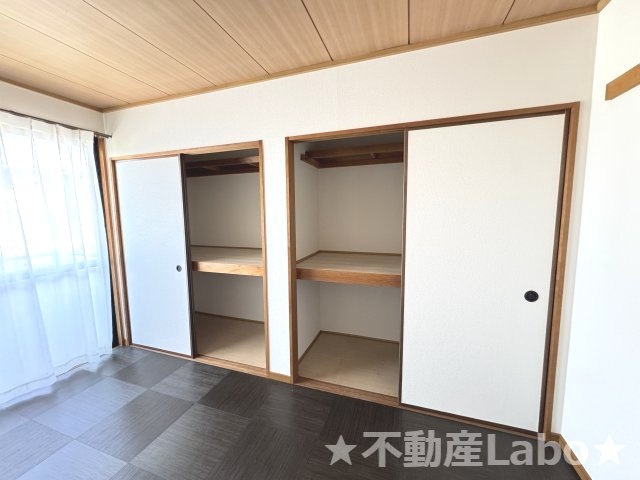 徳島市住吉５丁目のアパートの収納