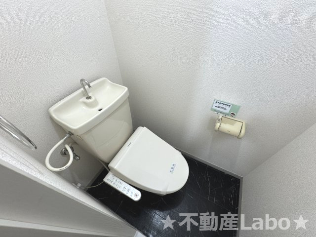 徳島市住吉５丁目のアパートのトイレ