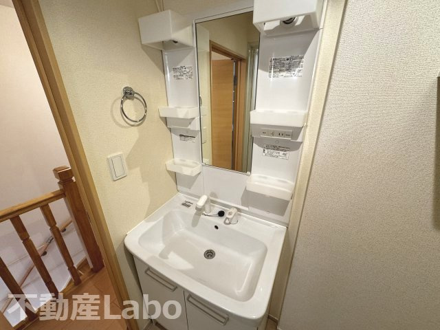 カーサ アルベロディピノの洗面所