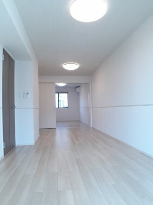 【居間・リビング】 | アーバンハウス根来Ⅰ | おしゃれなリビングです