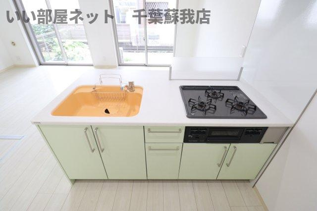 ヴァンヴェール葛城のキッチン|お料理しやすいキッチンです