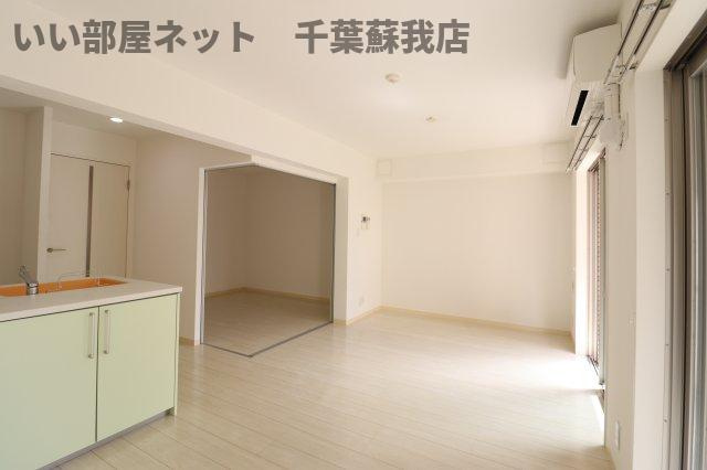 ヴァンヴェール葛城の居間・リビング|居間です