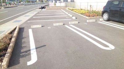 【駐車場】 | Ｋ | 駐車場があるので、車を買う予定の方も安心です