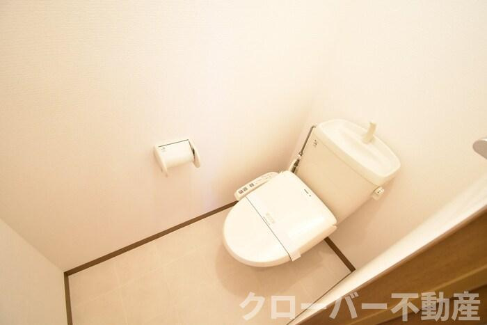 ファミーユ Ｍ B棟のトイレ|温水洗浄暖房便座