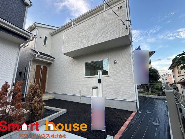 横浜市青葉区荏田西　全2棟の外観|オシャレな外観は、人の目を引くだけではなく自慢したくなりますね！植木を置いたりアレンジは、自由です。自分の好みに仕上げましょう♪