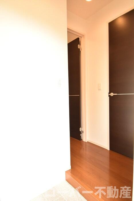 フラット ウィステリアの玄関|玄関