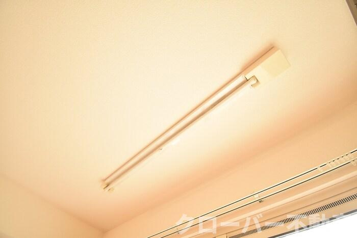 フラット ウィステリアの設備|室内物干し