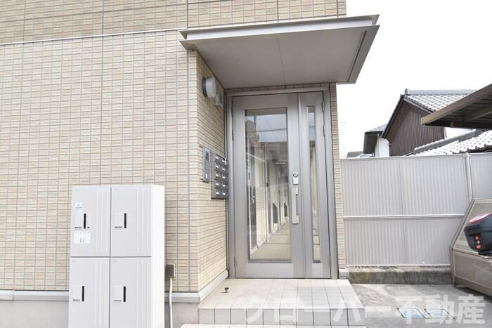 フラット ウィステリアのエントランス|エントランス