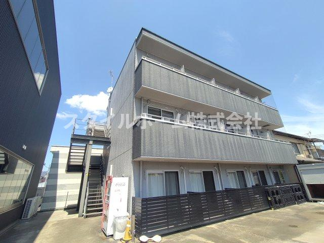 クレシタICHIの外観