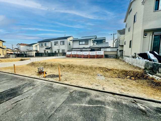 大原野上里男鹿町2期1号地の前面道路含む現地写真|【これから建築していきます♪】
建築の様子は都度更新しますので、お気に入り登録して進捗をｃｈｅｃｋ！