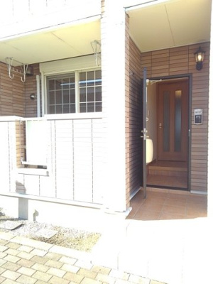 【玄関】 | シャンド・カメリア