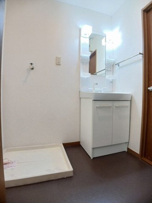 【洗面所】 | メゾン紀伊Ⅱ | 脱衣スペースもあります