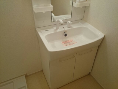 【洗面所】 | ディオーネ・ジエータ紀ノ川Ⅱ | コンパクトで使いやすい洗面所