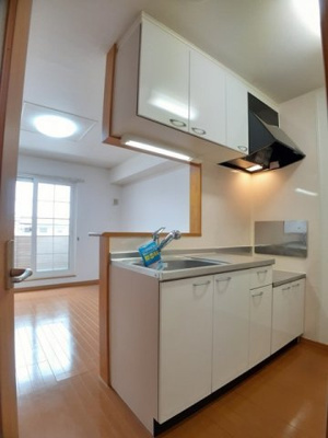 【キッチン】 | コンソラトゥールコヤ | お料理しやすいキッチンです