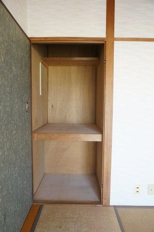 名谷14団地57号棟の収納|北側和室約6帖です