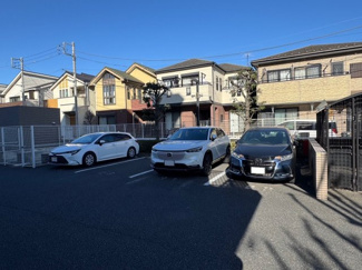 【駐車場】