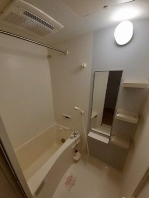 【浴室】 | ドゥ－アルモニ－ | 落ち着いた空間のお風呂です