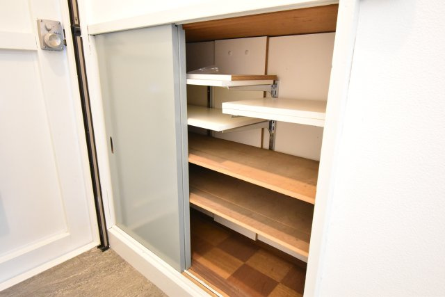 K2コーポラスの収納|シューズBOX