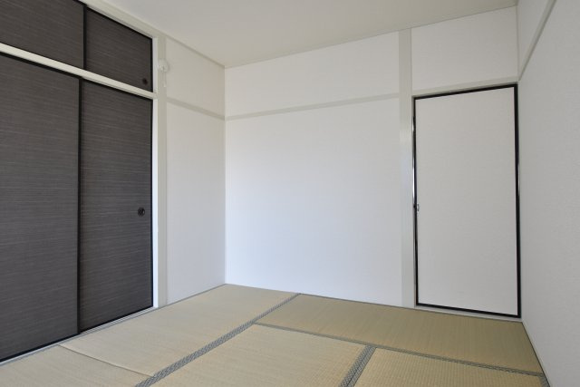 K2コーポラスの和室